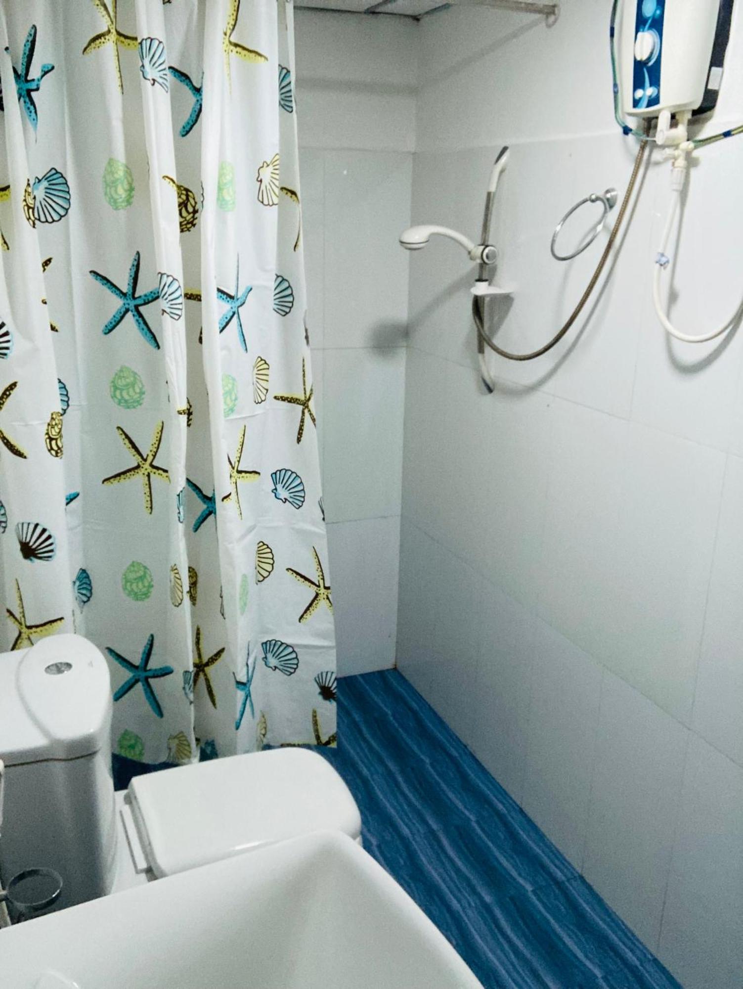 Malee Homestay ポロンナルワ エクステリア 写真